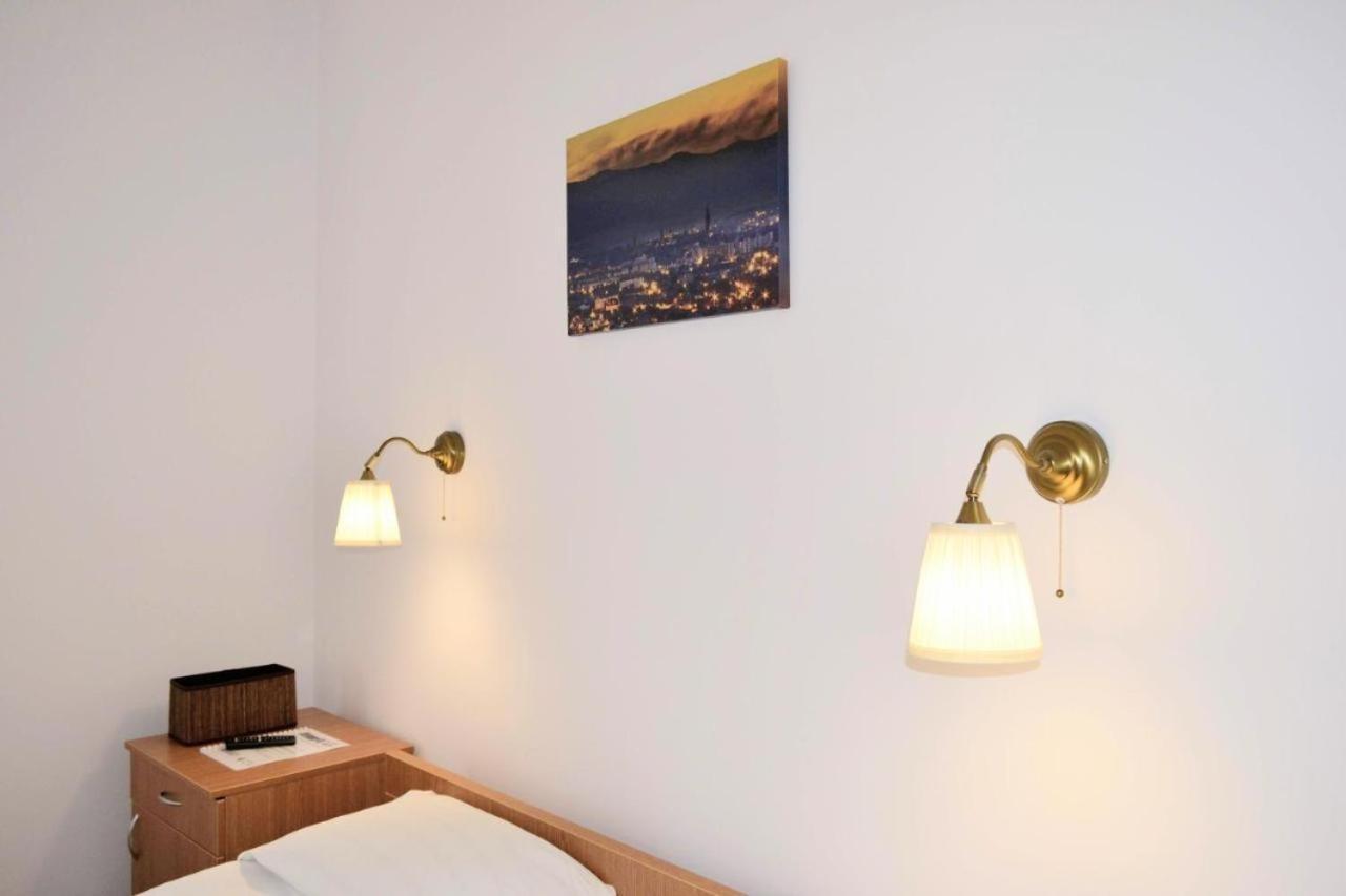Twins Boutique Korsy Apartment Sibiu Luaran gambar