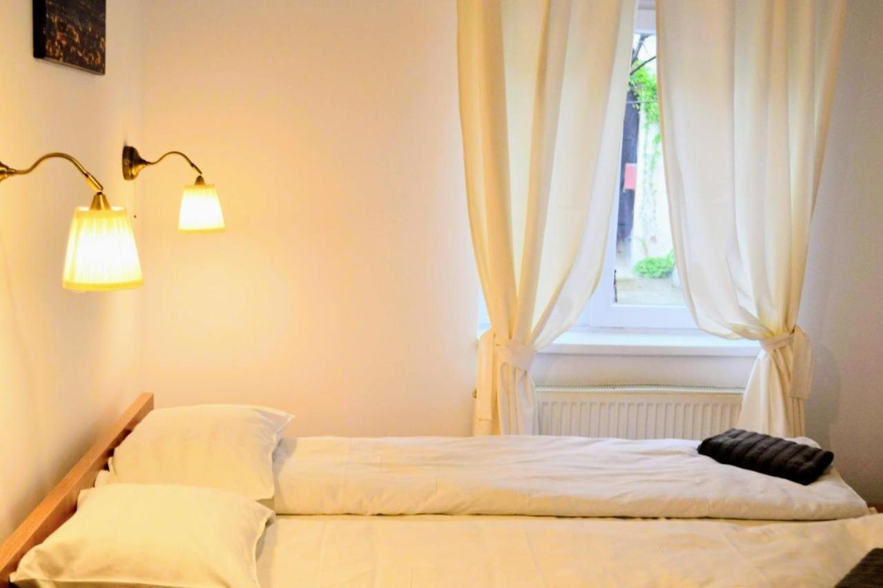 Twins Boutique Korsy Apartment Sibiu Luaran gambar
