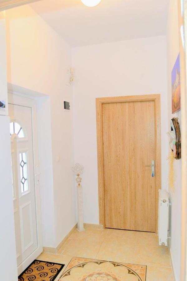 Twins Boutique Korsy Apartment Sibiu Luaran gambar