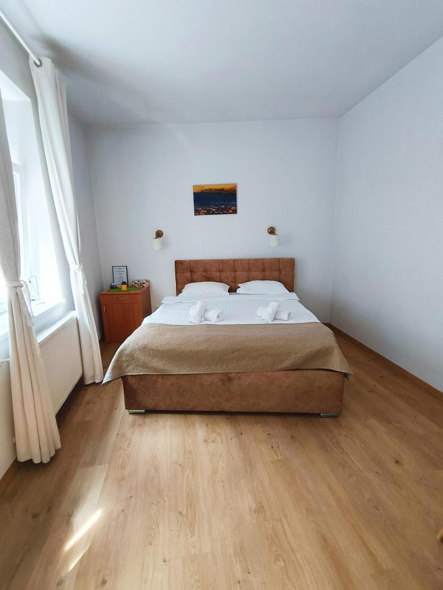 Twins Boutique Korsy Apartment Sibiu Luaran gambar